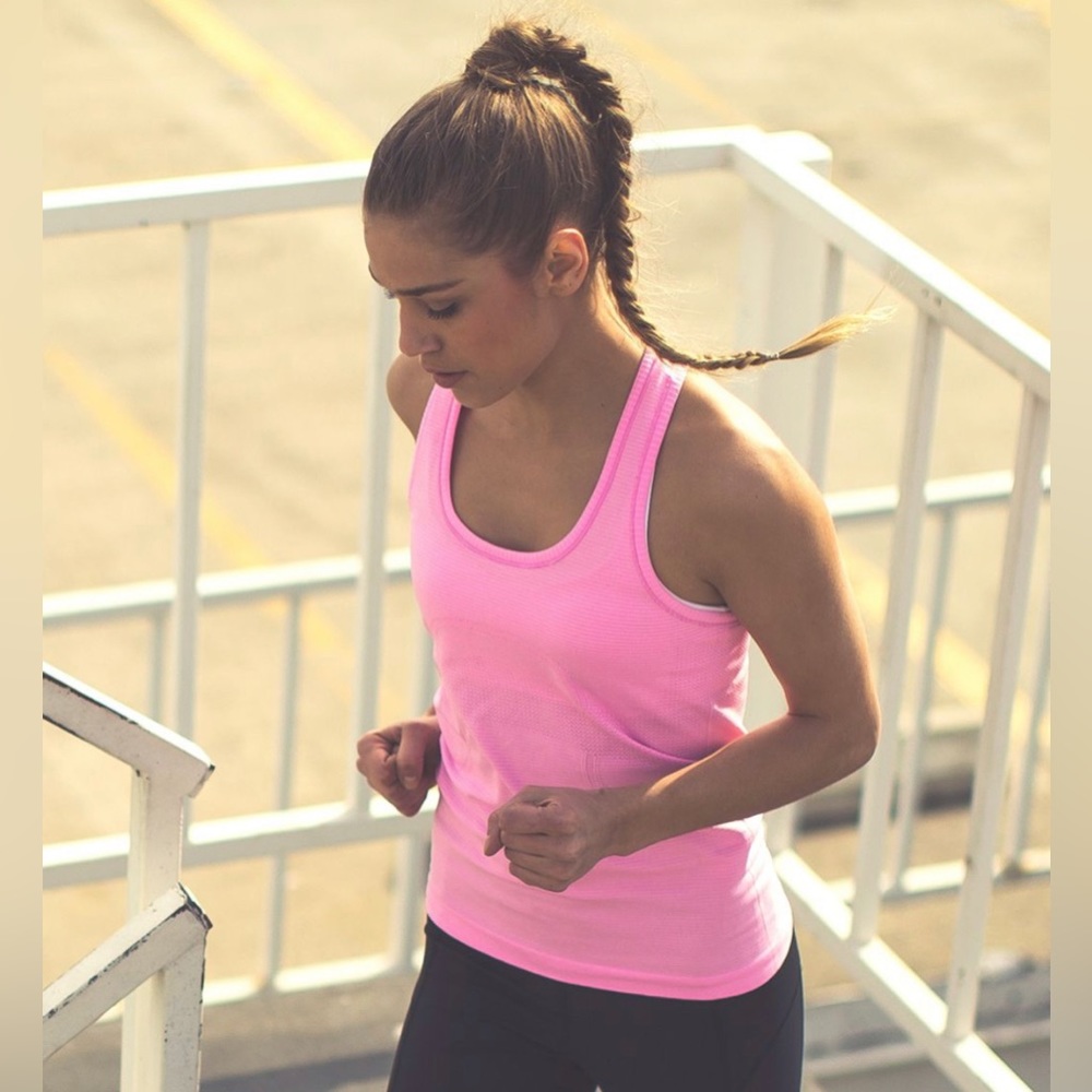 Lululemon Swiftly Tech Racerback Tank- NEON PINK 🩷